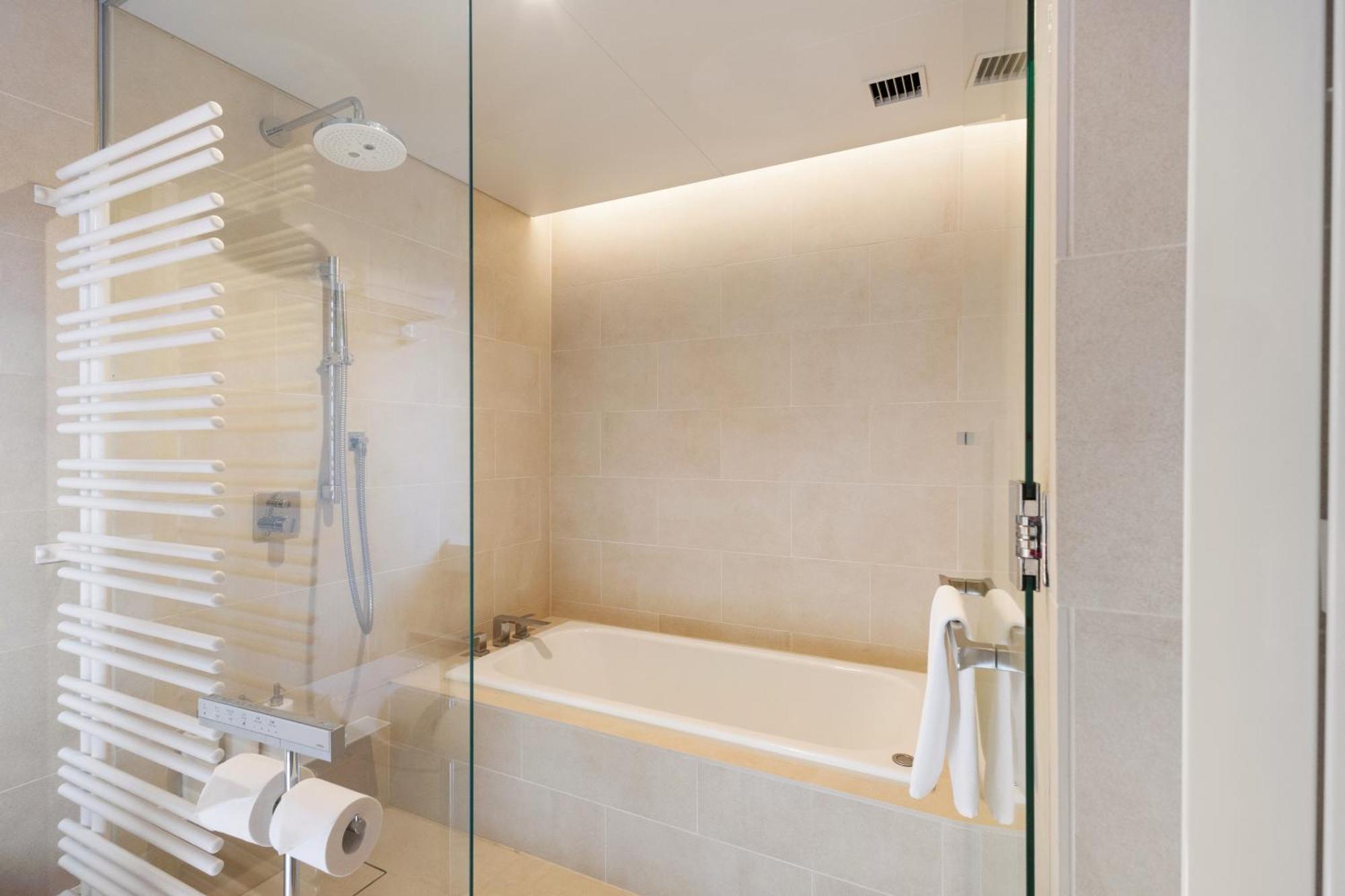อพาร์ทเม้น Yamakei Residences *